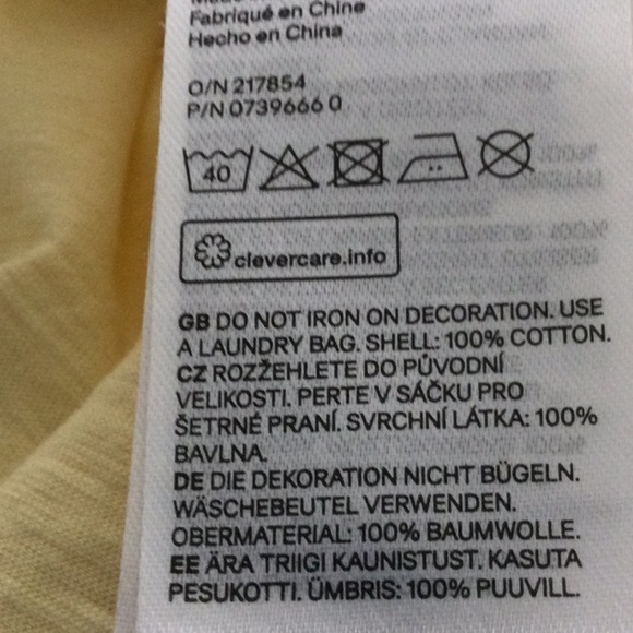 Kids H&M Tee Shirt Size 8/ 10 color yellow has a sequin heart in front #594 - Picture 7 of 7